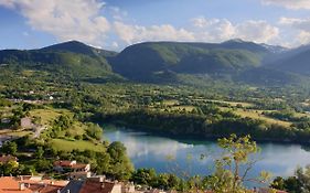 La Porticina. Your Lake View Home.